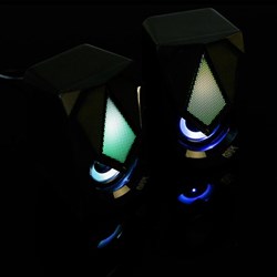 Компьютерные колонки 2.0 Qumo Mask AS004, 2х5 Вт, USB, RGB подсветка, чёрные - фото 51368641