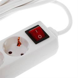 Удлинитель Luazon Lighting, 4 розетки, 7 м, 10 А, 2200 Вт, 3×0.75 мм2, с заземлением, с выключателем, белый - фото 51391319